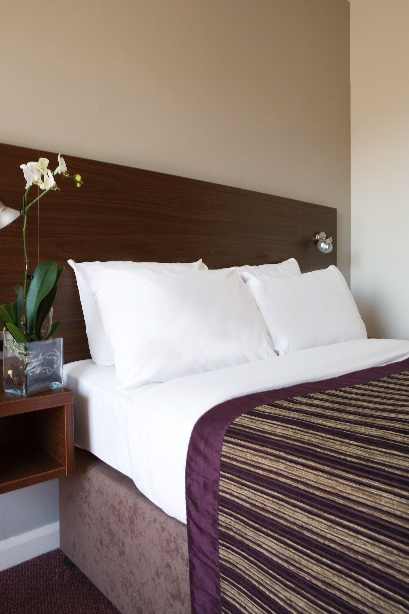 Leonardo Bradford Hotel