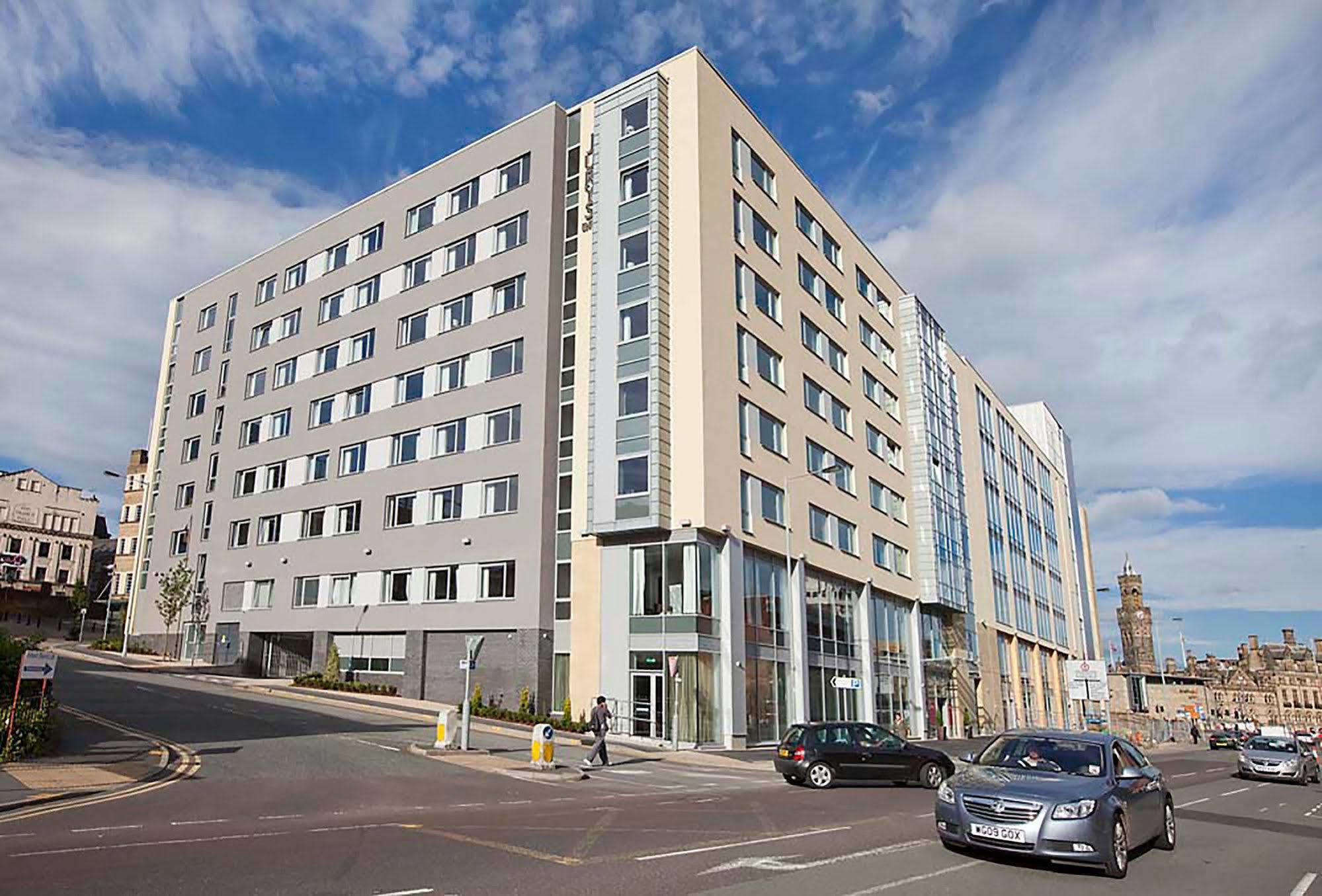 Leonardo Bradford 4* Bradford (West Yorkshire)