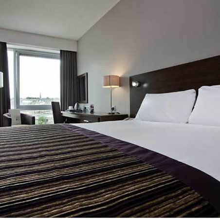 Leonardo Bradford Hotel 4*